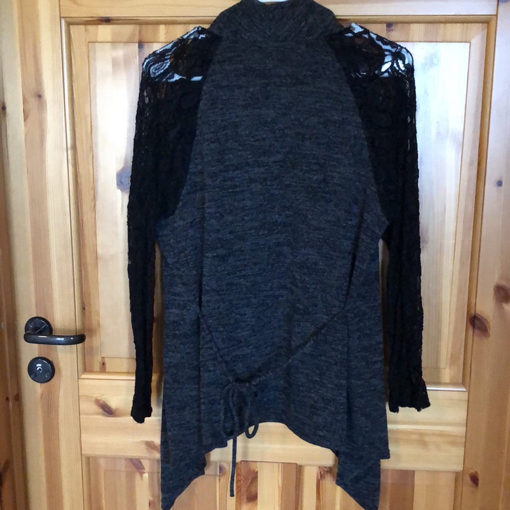 Cardigan - Picture 3 of 3